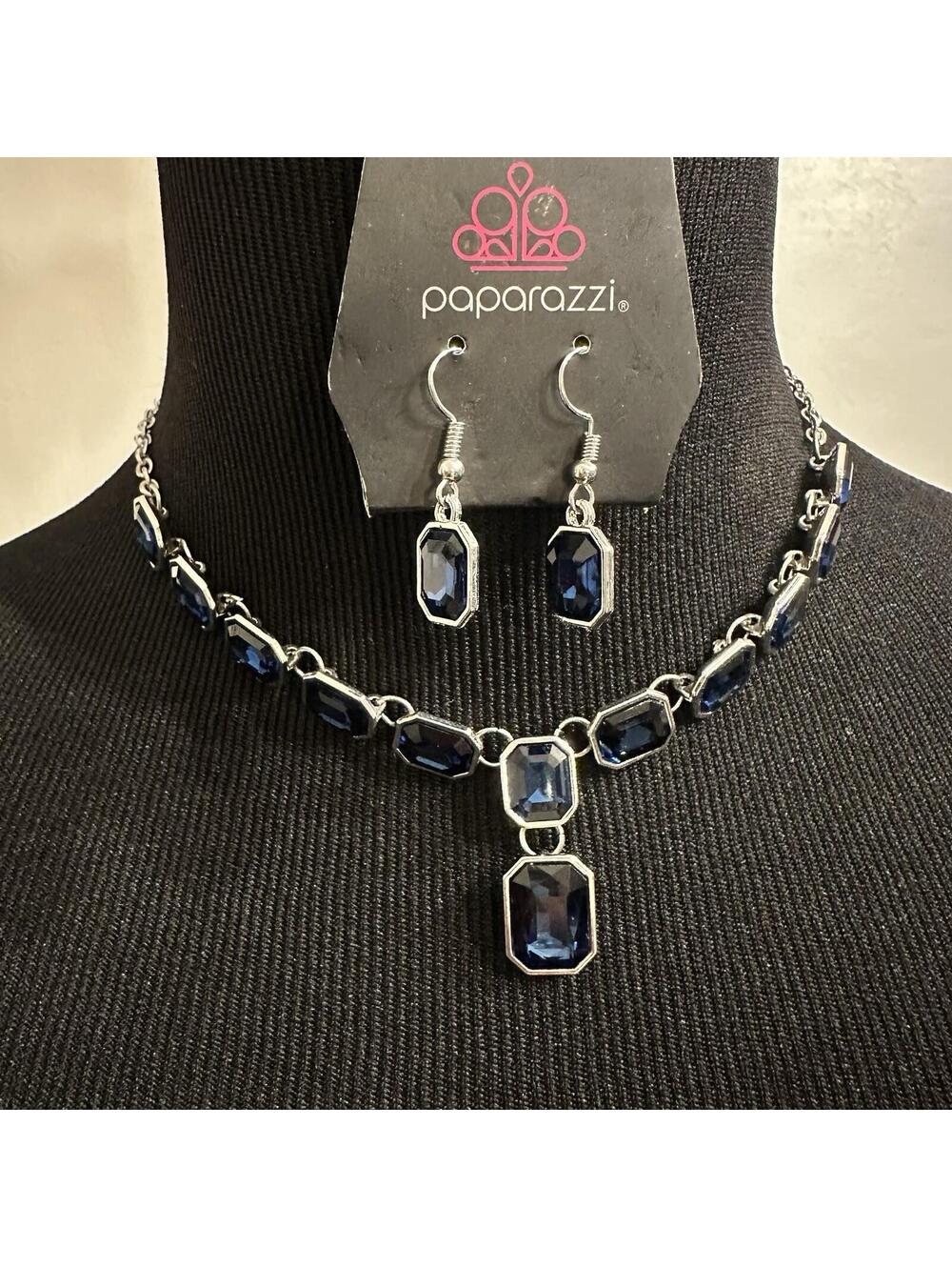 Paparazzi Jewelry Necklace And Earrings Set “The Right To Remain Sparkly” New